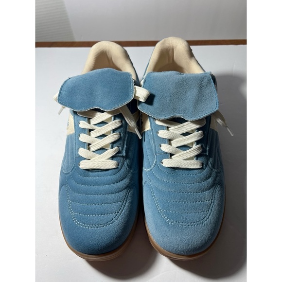 Cushionaire nwot Blue Suede Sneakers with Cream Accents - Picture 1 of 7